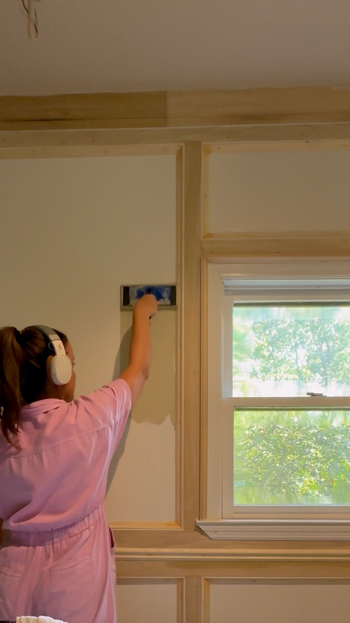 The painting tool I wish I would’ve tried sooner: a paint pad. 

This $12 find gave me a smooth finish, cut hours off my painting project and left no mess. Seriously - I didn’t even need a drop cloth. After this, I may never go back to a paint roller.



#painting #paintideas #diy #diyprojects #tools #homeimprovement #renovation #worksmarter #easydiy #hack

Moody | Cozy | Cozy Interiors | Moody Aesthetic | Secondhand | vintage | home improvement | renovation | traditional | interior design | design inspo | home decor | antiques | thrifted finds | collected home | thrifting | affordable decor | DIY | facebook marketplace  | FBMP | estate sales | sustainable | upcycle | Nashville

#LTKHome #LTKFindsUnder50