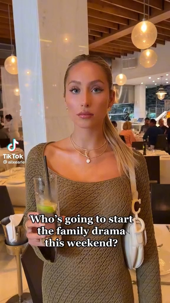 My outfit info here is linked below with similar options!

#LTKFind #LTKSeasonal #LTKstyletip