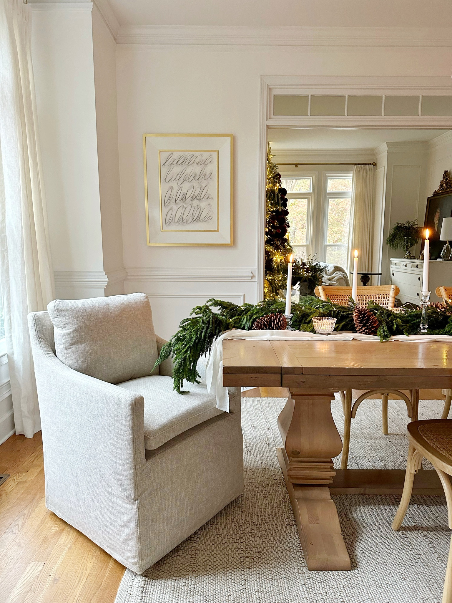 Dining room, farmhouse, dining table, chandelier, curtains, two pages curtains, modern area, rug, dining room, chairs, rattan, pottery barn

#LTKhome