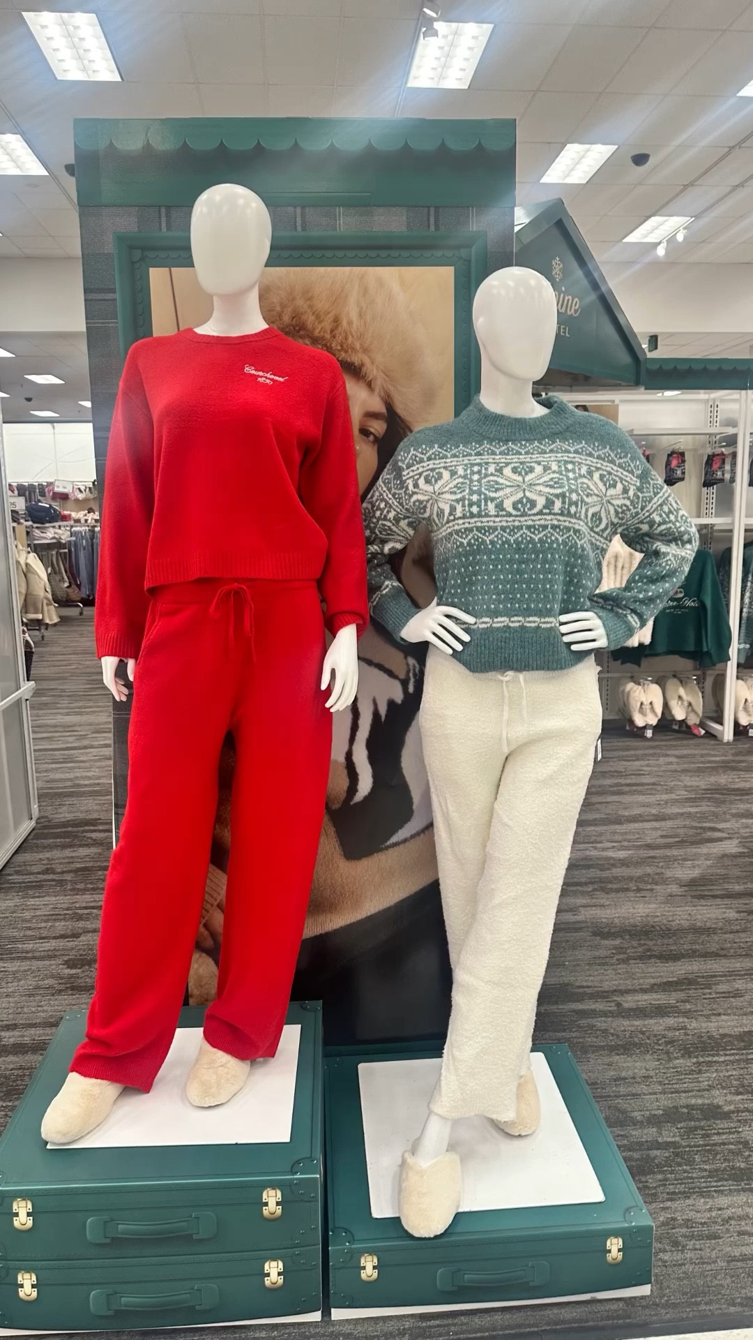 Shop with me as I explore this entire new collection. I like how everything matches even the socks 🧦. If you have a hard time putting a look together this is an easy place to find outfit combos ❤️

Comment “ easy “ for the 🔗 or ✅ my LTK @StylingCurves



#newattarget #targetfinds #targetstyle #targetfashion #christmassweater #holidaysweater #greensweater 
#winteroutfit #winteroutfits #cozyandcasual #cozyoutfit #cozyoutfits
#LTKHoliday #LTKSeasonal #LTKPlusSize

Music lic purchased for song use



#LTKHoliday #LTKPlusSize #LTKSeasonal