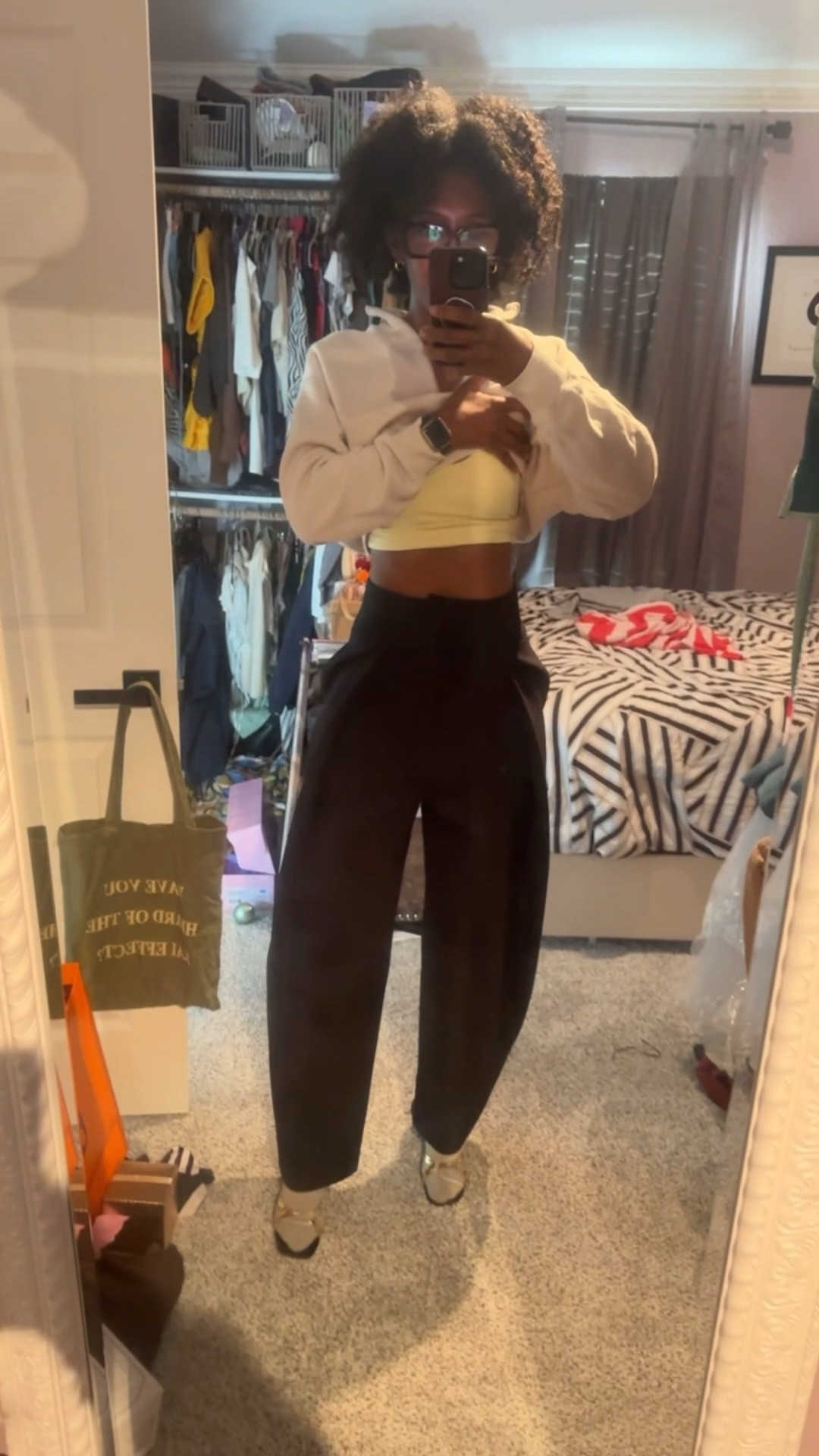 From my close friends to LTK lol  Truly obsessed with these Zara pants. They are very structured and look just like the Jacquemus black pants all the creators are wearing, but these are under $75 🙂‍↔️

Item code: PLEATED BALLOON PANTS BLACK 0/1255/577/800/02

Structured black pants tall girl pants pleated black pants Zara outfit work pantss

#LTKootd #LTKTall #LTKFindsUnder100