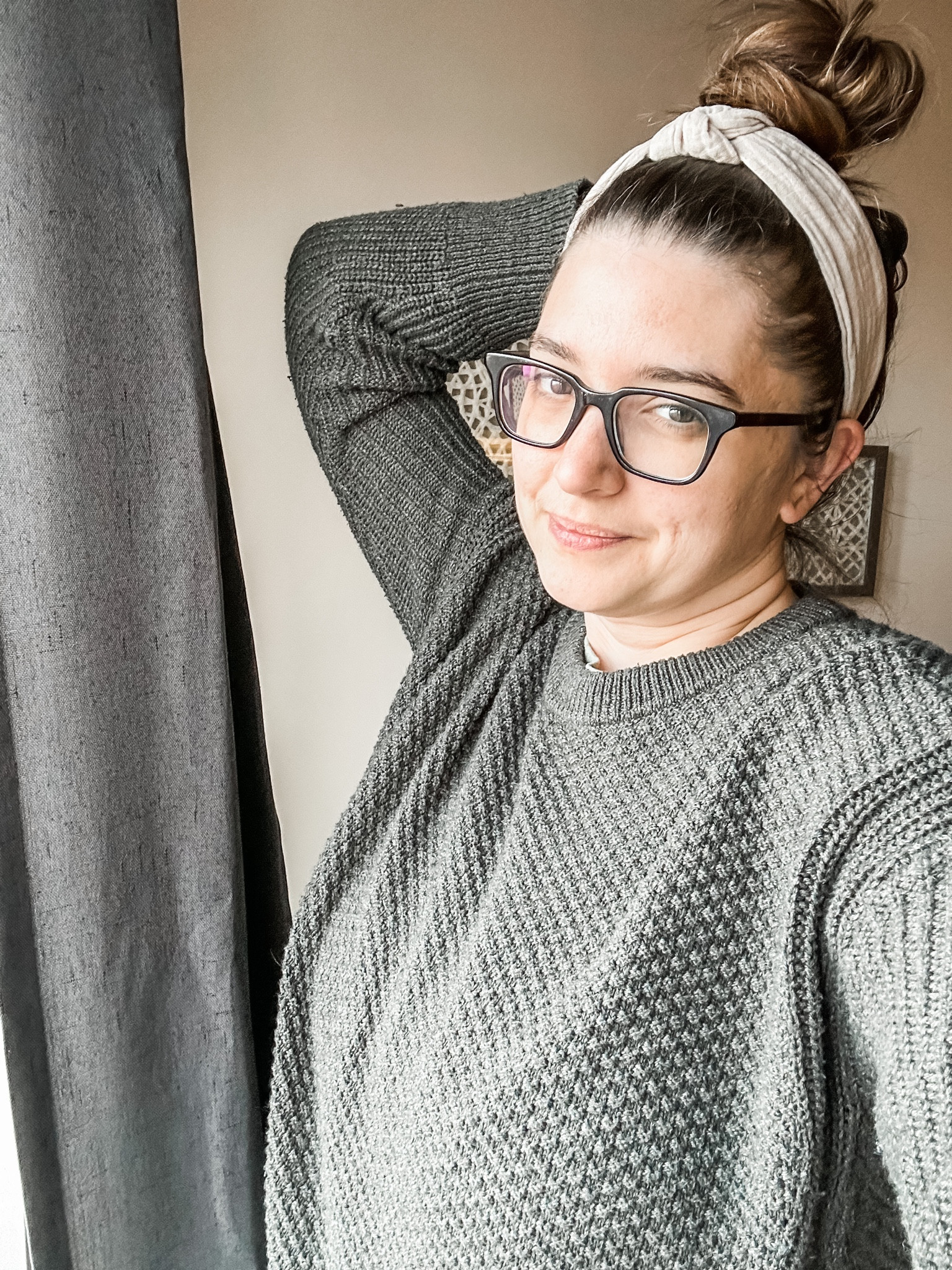 lazy day greens for St. Patrick’s Day. not sure how it has taken me so long to get into the headband trend… such a great way to keep those baby hair flyaways in check. 🍀 

#LTKstyletip #LTKSeasonal #LTKFind