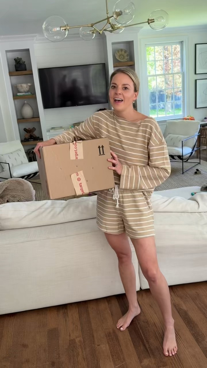 New Target items I’m loving! 
-Wearing all smalls/tts 
-26R jeans/tts (code STYLEDSNAPSHOTS for 15% off Pistola site) 
-I’m a 7.5 and sized up to an 8 in sandals (whole sizes only) 

Target home decor

#LTKHome