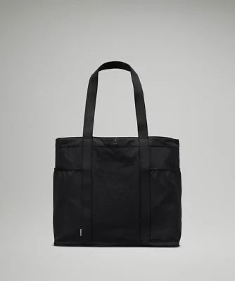 Daily Multi-Pocket Tote Bag 20L | lululemon (AU)