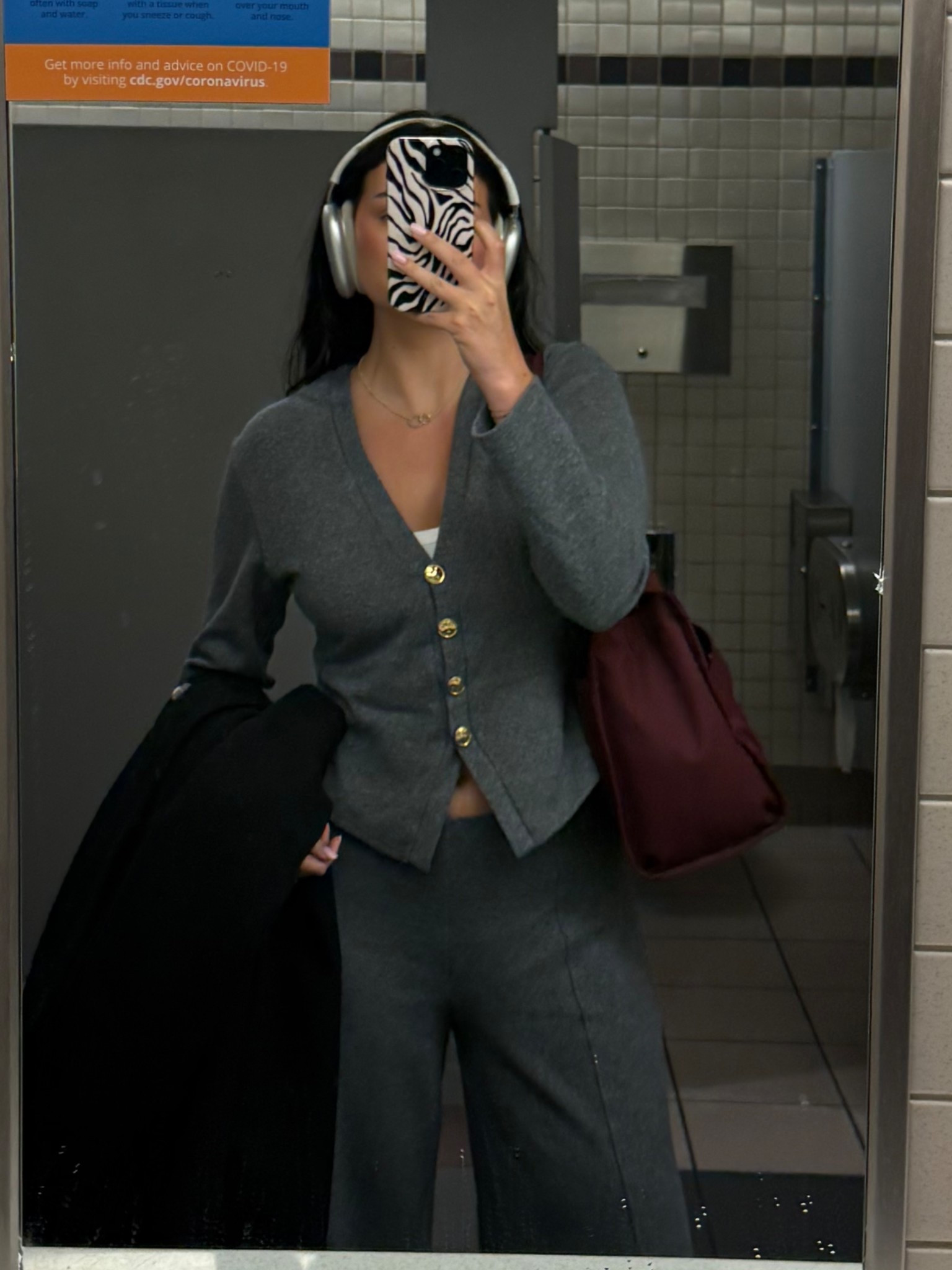 Soft grey travel set 