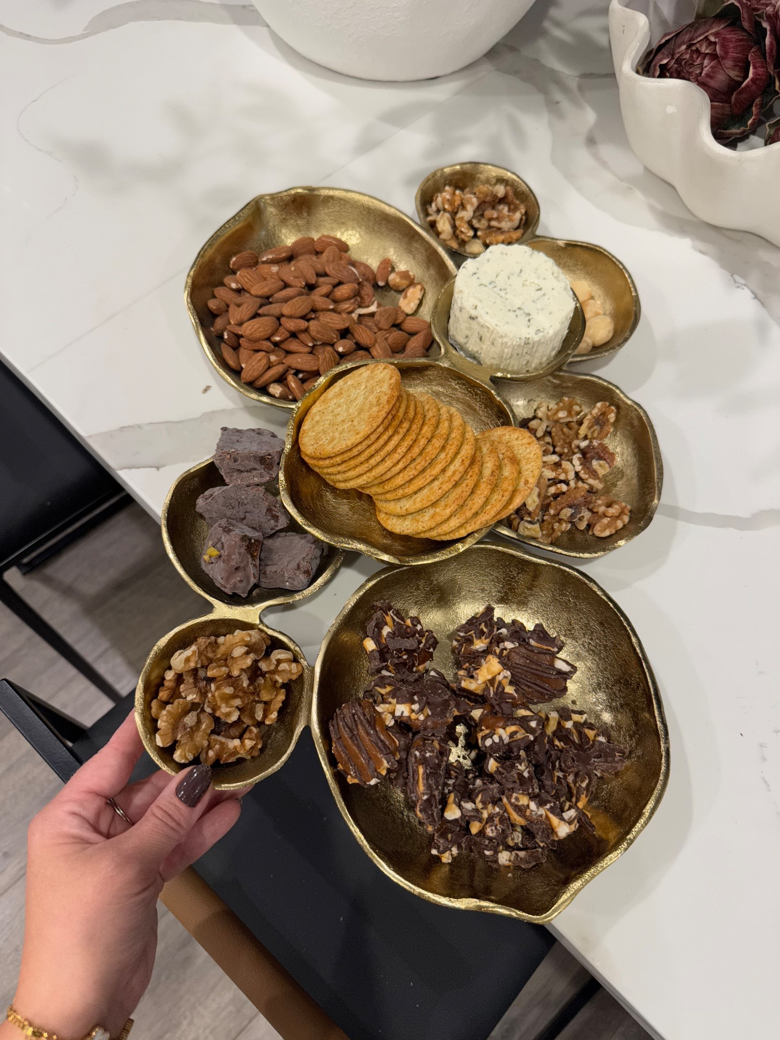 The only tray you’ll need for hosting this season! It’s truly perfect!

#amazonhome #amazonprime #primeday #primedeals #hosting 

#LTKSaleAlert #LTKHome #LTKSeasonal