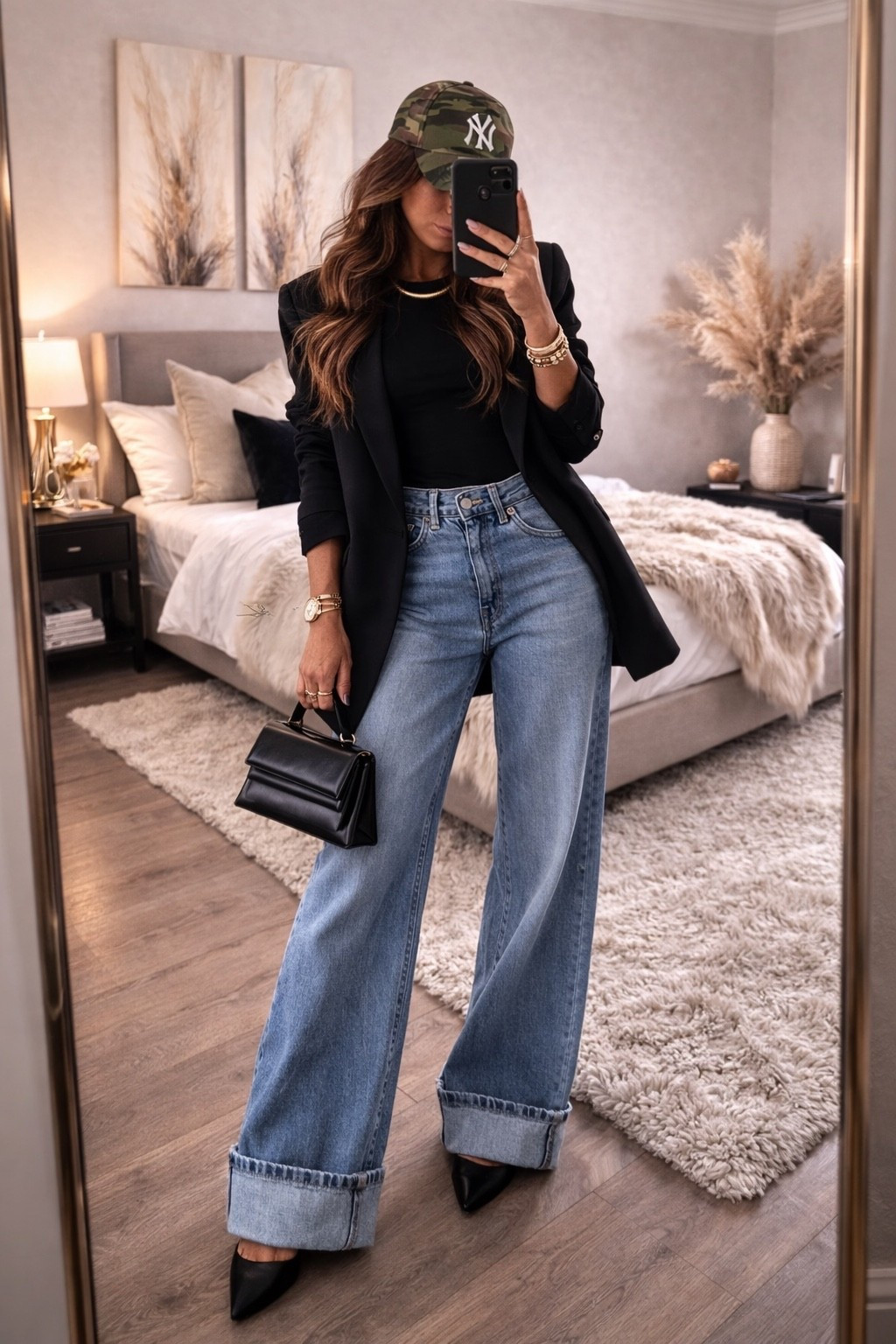 Elevated layers with a little edge.

#LTKSeasonal #LTKmomlife #LTKootd