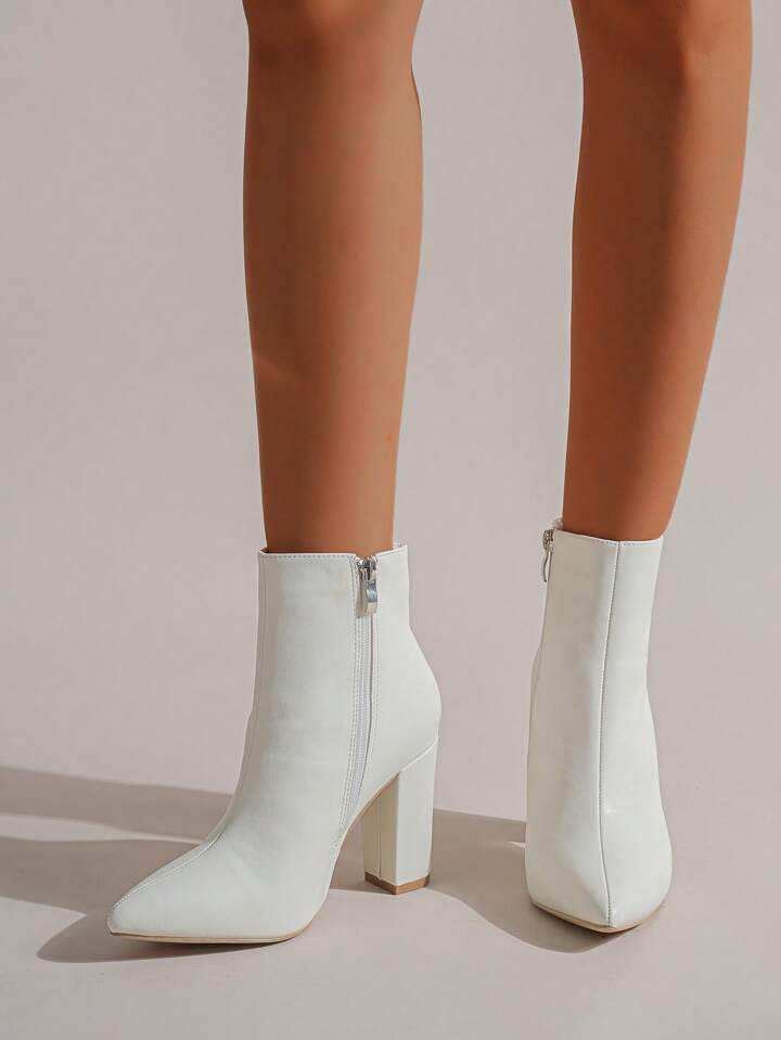 Women's Fashionable Classic White Arrow Head Chunky Heel Side Zipper Ankle Boots | SHEIN