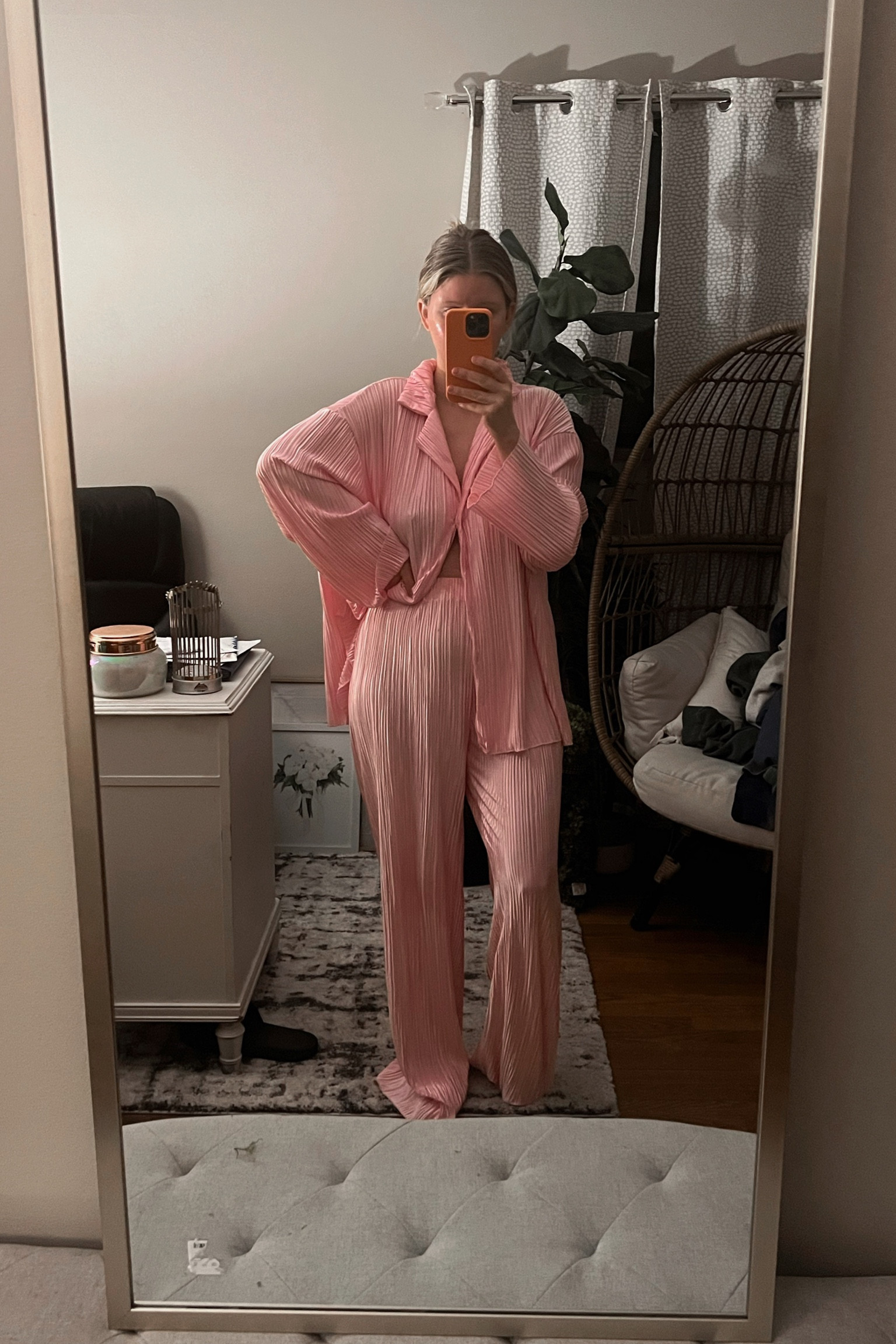 Self care night calls for my favorite go to set💕🌸🎀💄🦩

#LTKbeauty #LTKstyletip #LTKfit