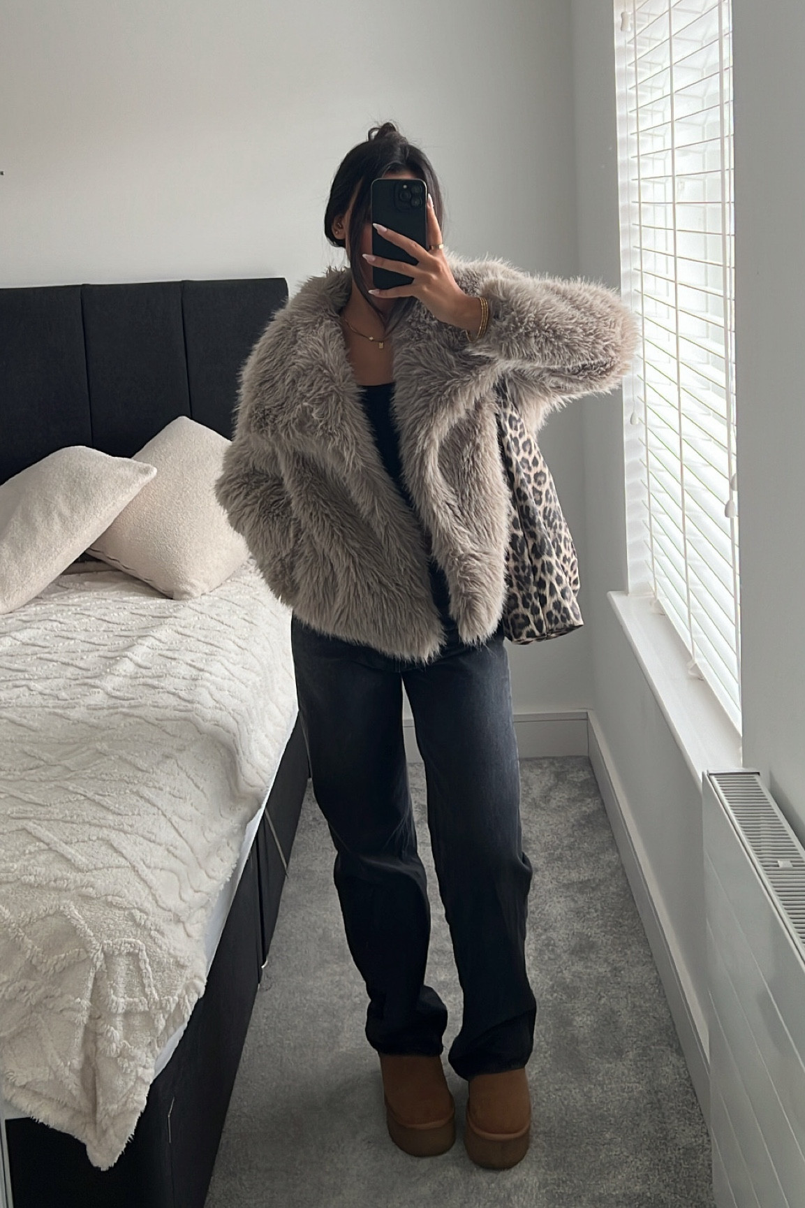 Jeans- H&M
Bag- Primark

#LTKautumn #LTKworkwear #LTKuk