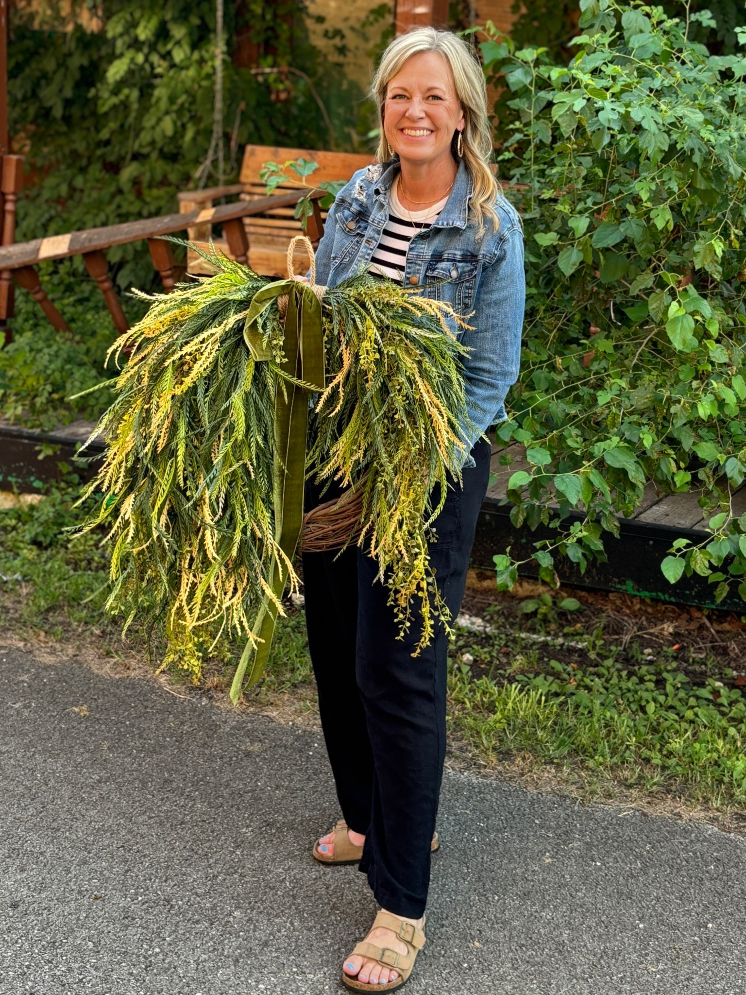 Fall wreath to elevate your front porch decor in a natural looking way!  Now listed in our Etsy shop and 1 is ready to ship. 



#LTKFallSale #LTKHome #LTKSeasonal