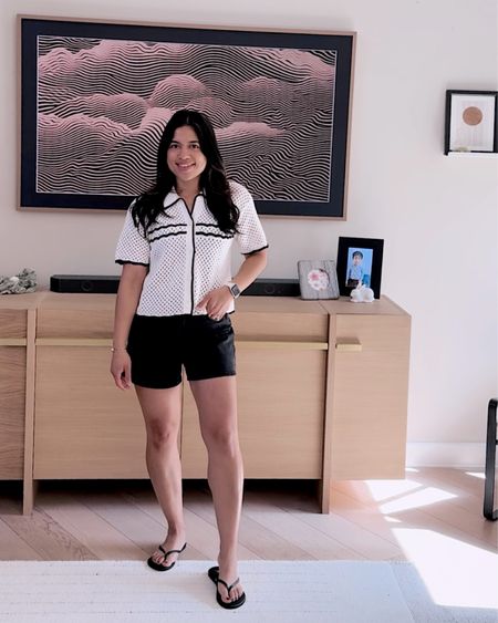 20% off shorts at abercrombie + 15% off everything else!! Get an additional 15% off with code AFSHORTS!! Love these high rise dad shorts, runs TTS! Under $50 with the code 


#LTKSeasonal #LTKFindsUnder50 #LTKSaleAlert