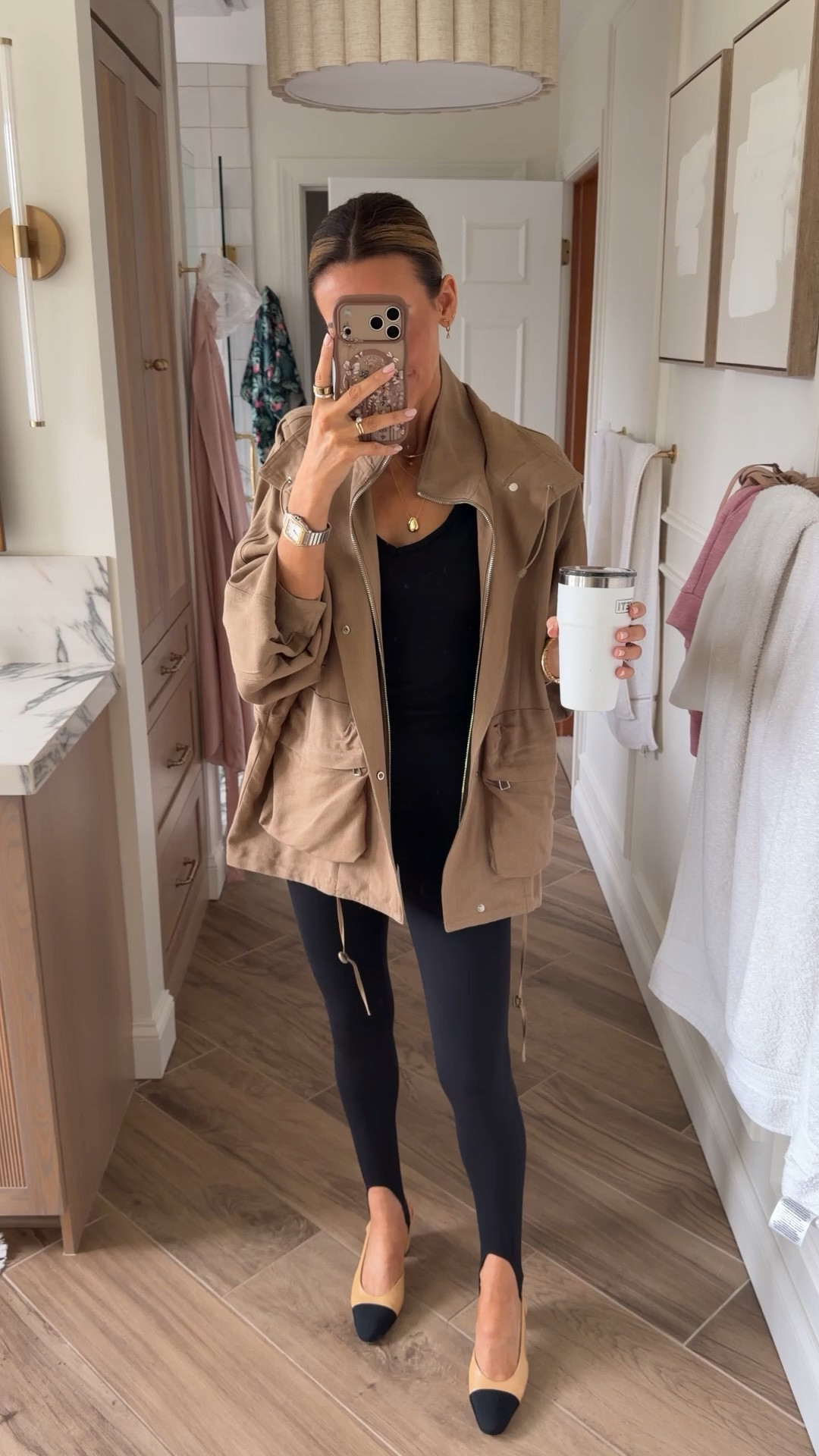 OOTD brunch edition! Wearing my stirrup leggings again (obsessed!) Zara tank and oversized linen jacket
Leggings xs, tank small and jacket XS

#LTKootd #LTKgrwm #LTKSeasonal