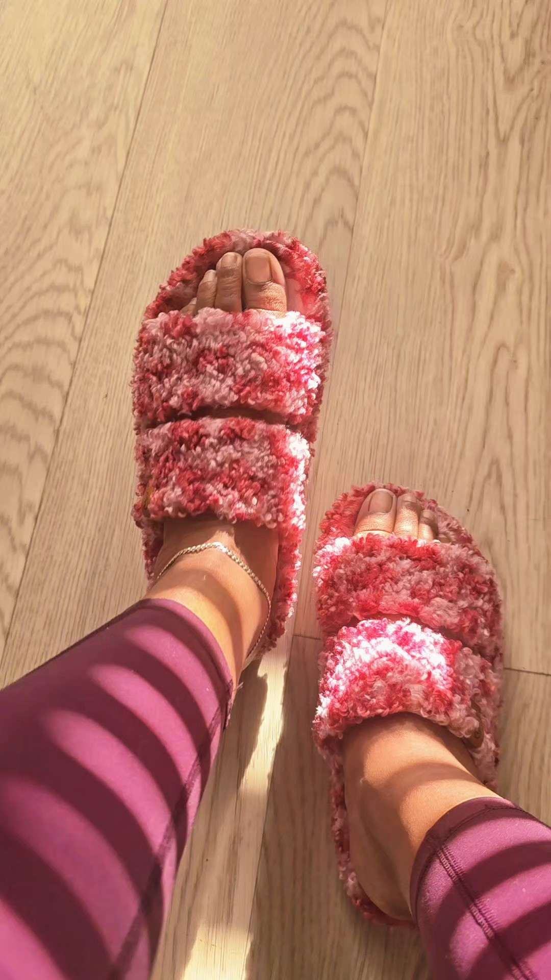 Everybody kept talking about how soft these were… and they were absolutely right 😭🤎These are the kind of slippers you throw on “for a second” and somehow never want to take off. Super cozy, lightweight, and honestly perfect for slow mornings at home.

#LTKmorningroutine #LTKmomlife #LTKOver40
