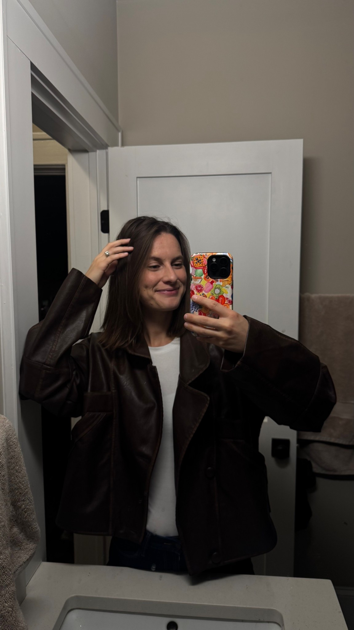 The best baby tee ever!! I linked the actual one and then one from Amazon too. 

Baby tee, white tee, leather jacket, fall outfit, winter outfit, cute jackets 

#LTKGiftGuide #LTKFindsUnder100 #LTKSaleAlert