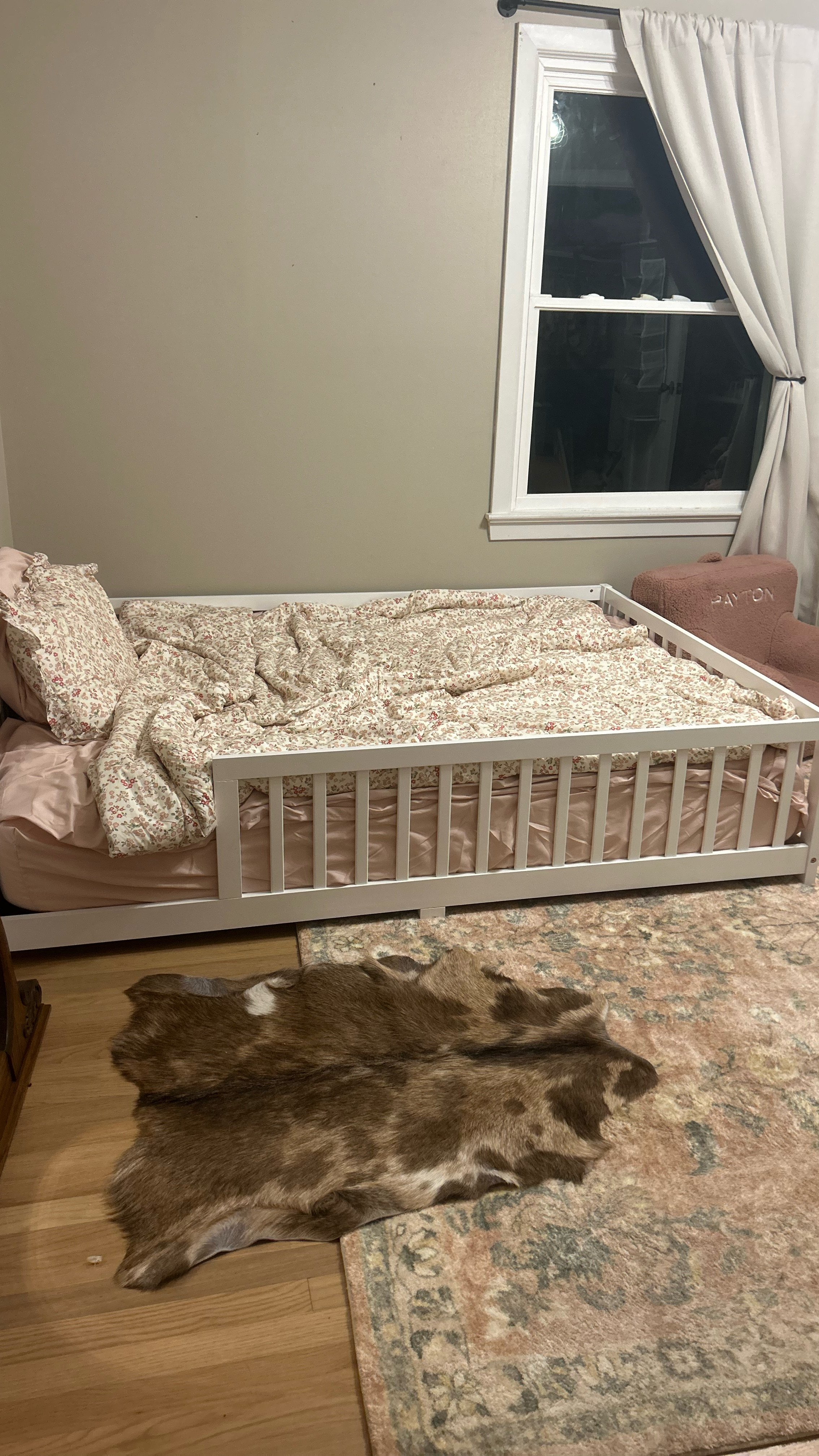 Spring girl Toddler floor bed