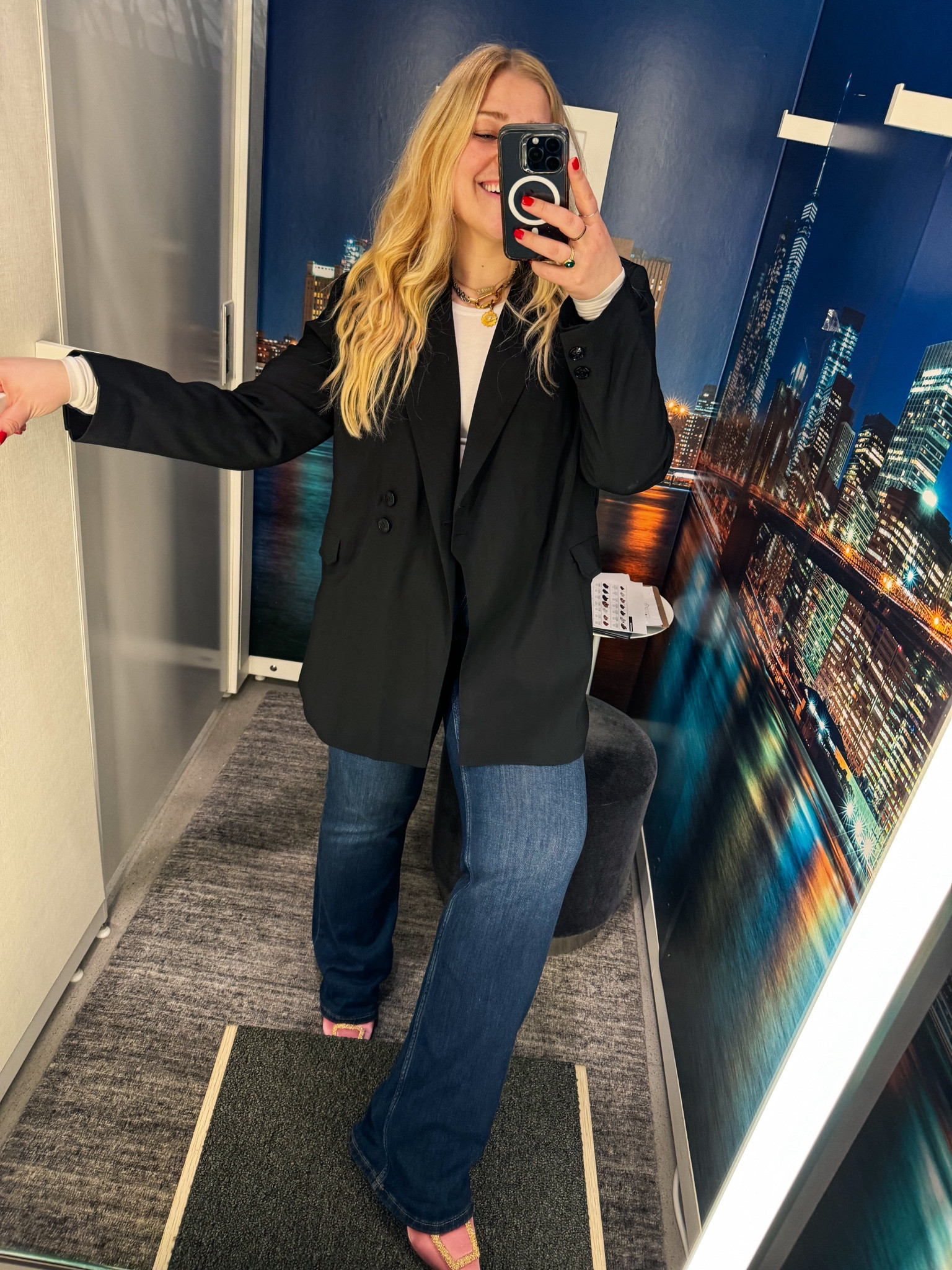Blazer: Ganni (linked similar)
Long Sleeve: Nordstrom (linked similar) 
Denim: Zara (linked similar)
Shoes: Sam Edelman (Linked Exact)

#LTKworkwear #LTKmidsize #LTKshoecrush
