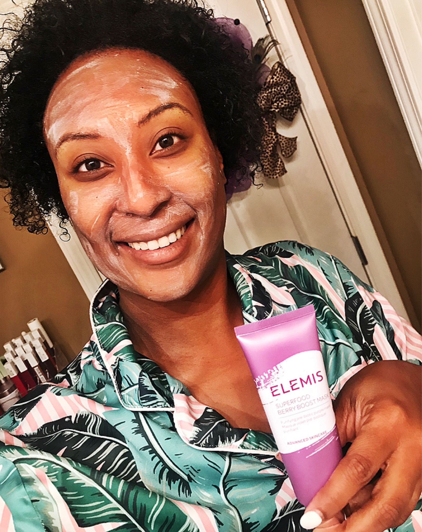 A smoothie-inspired facial mask that deeply purifies and helps absorb excess oil to reveal a balanced, mattified complexion. 

Face mask | skincare | combination skin | smooth skin | self care 

#LTKbeauty #LTKfindsunder50