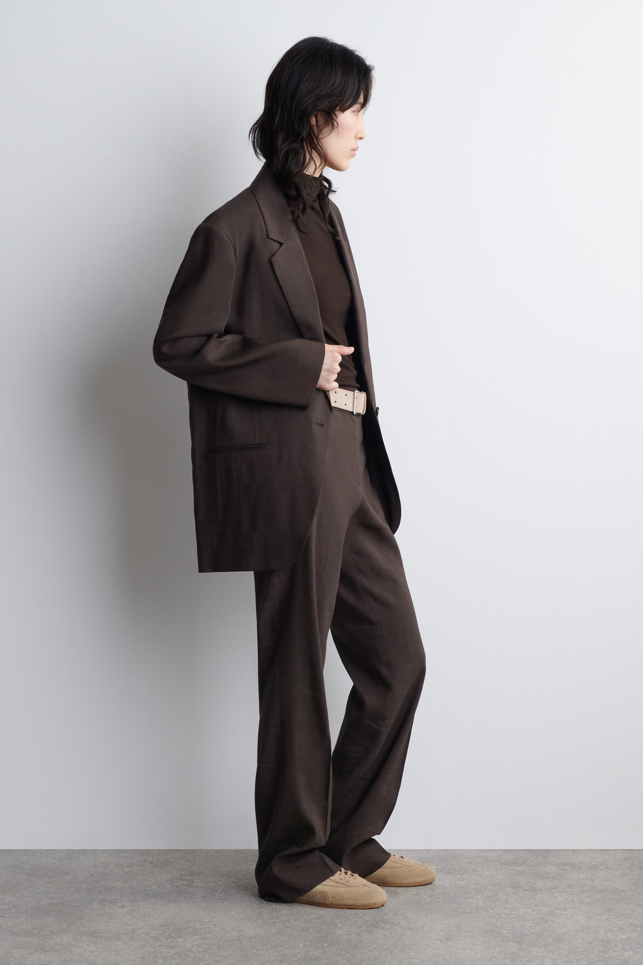 MINIMAL LEATHER TRAINERS - CAPPUCCINO | COS GB | COS UK