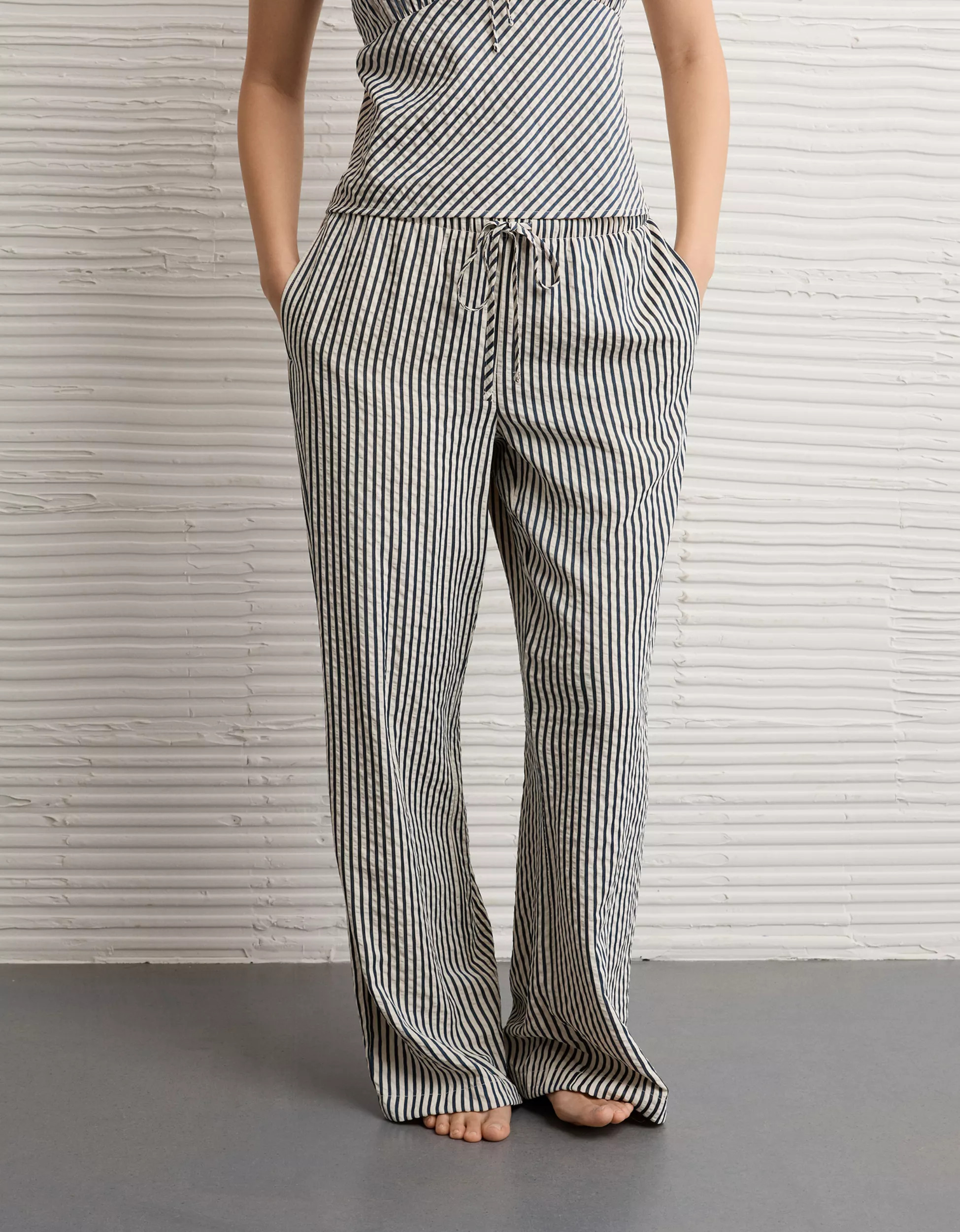 AE Seersucker Wide Leg Easy Pant | American Eagle Outfitters (US & CA)