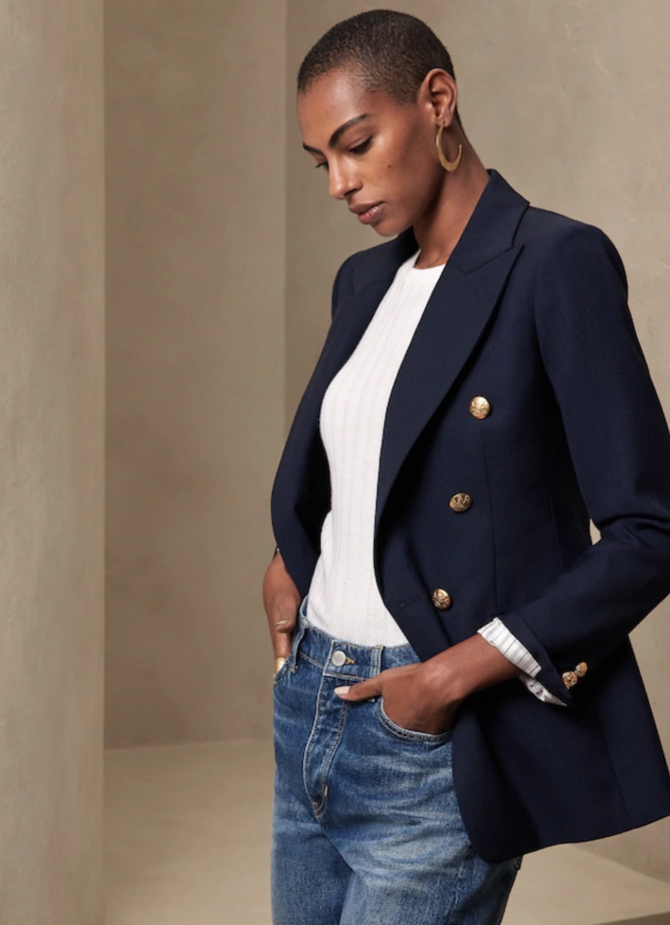 Banana Republic has 40% off blazers right now, a worthy look.  I found they run a little big so you may want to size down or check the fit and sizing chart on their website.  Enjoy!

#LTKsalealert #LTKworkwear #LTKstyletip