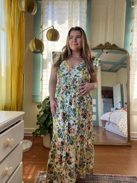 No notes for the show me your mumu picnic midi dress!! Someone please take me to Italy so I can wear this as I lounge in the sun eating pasta. Wearing size large  

#LTKSeasonal #LTKcurves #LTKtravel