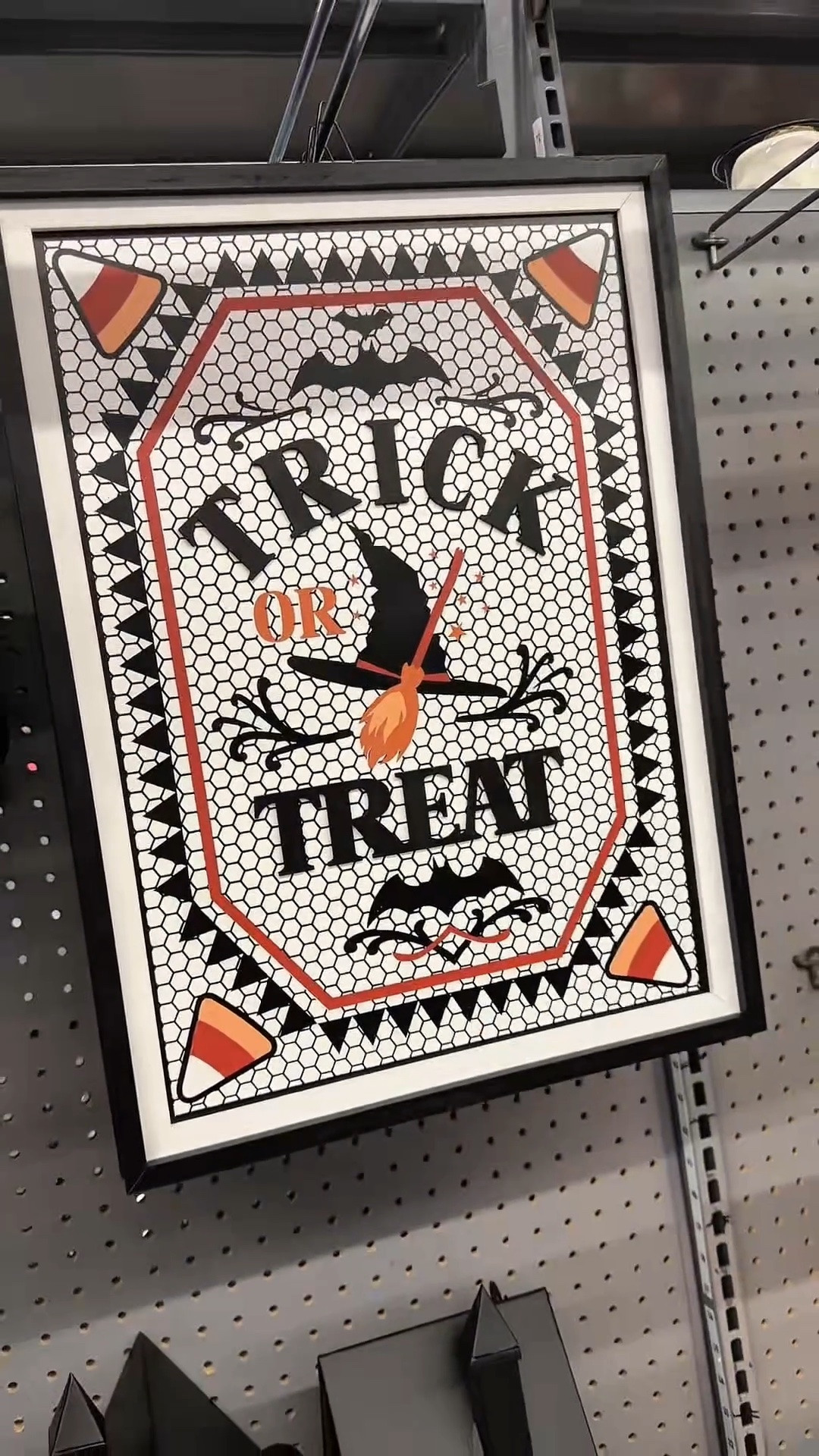 The most adorable Halloween picks from Walmart! 
#walmarthalloween #halloween #halloweendecor #walmartfinds