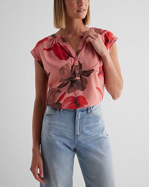 Floral Gathered Half Button Up Gramercy Tee | Express
