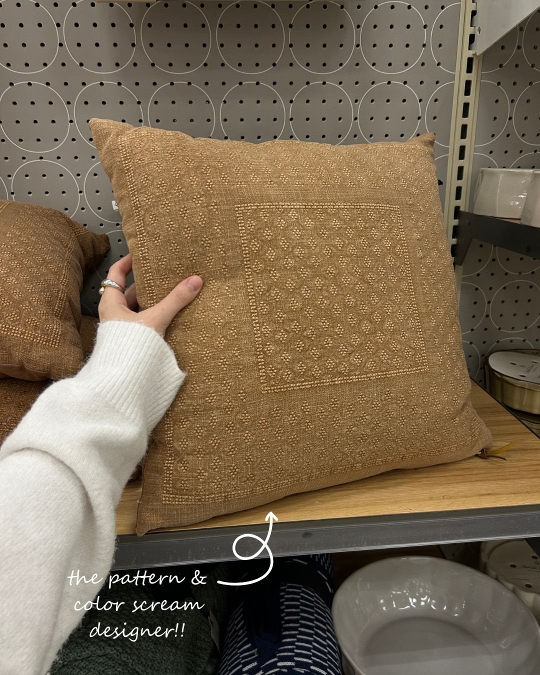 Gorgeous pillow!! Can be used for so many seasons! 

#LTKFindsUnder50 #LTKHome