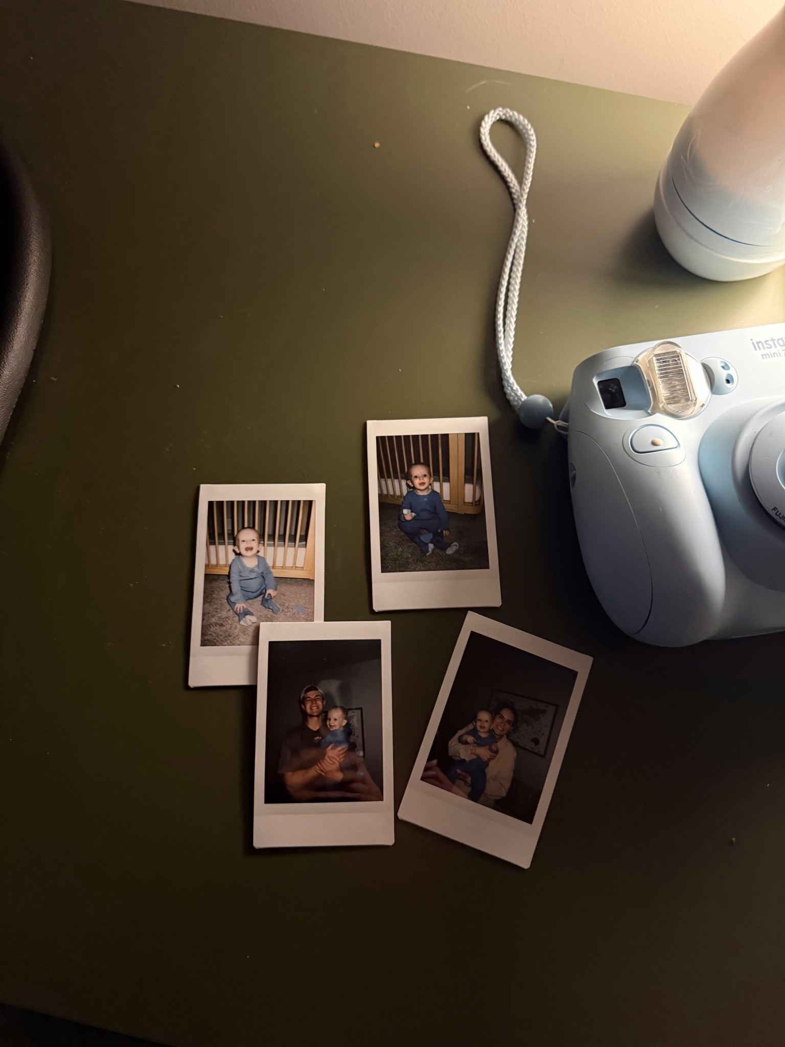 Similar Polaroid camera 