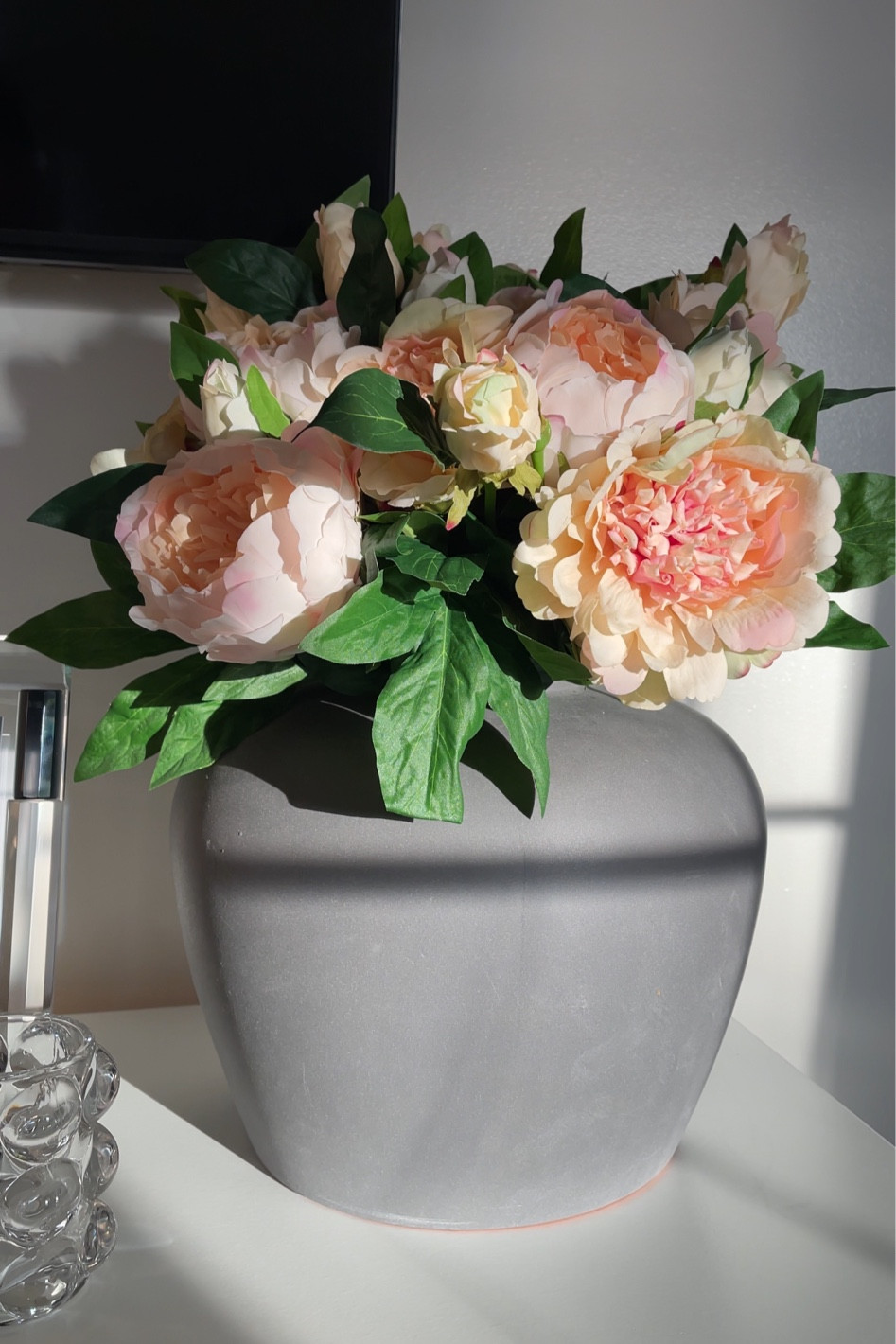 The prettiest Spring stems. I have 12 peony stems- 6 in white & pink. 6 in Ivory & pink. ✨ Use code: KATE20 to save 20% + free shipping! 

#LTKSeasonal #LTKFindsUnder50 #LTKHome