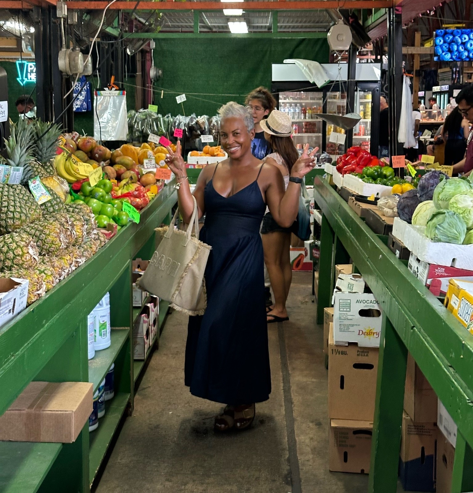 Farmer's Market OOTD. Ingot this linen dress from @Aritzia & It has pockets. The quality is 1000/10! 

Wearing size 6 | 5’2 | 145 lbs 

#ComfyLook #FarmersMarketDay #QuickErrandsLook #CuteDress #xoJalonda

#LTKootd #LTKOver40 #LTKdayinmylife