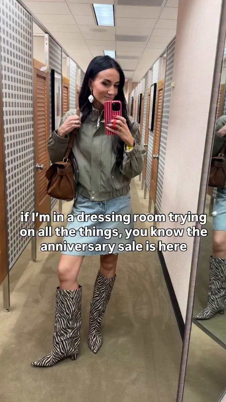I do love to touch and feel things in-store, but I’m not much of a dressing room gal 😅 except for this sale! Fall items have arrived and everyone can shop the sale starting now. Shop my picks in my LTK or my highlight for the sale.