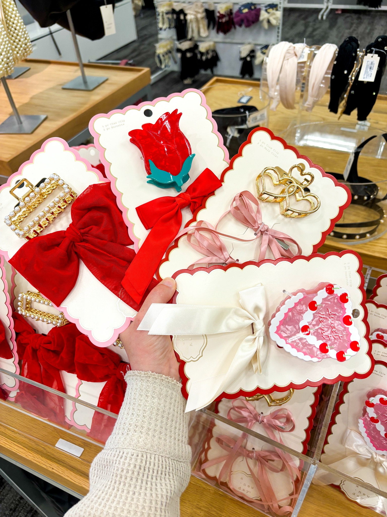 Women’s Valentine’s hair accessories at Target ❣️🌹

#LTKGiftGuide #LTKSeasonal #LTKBeauty