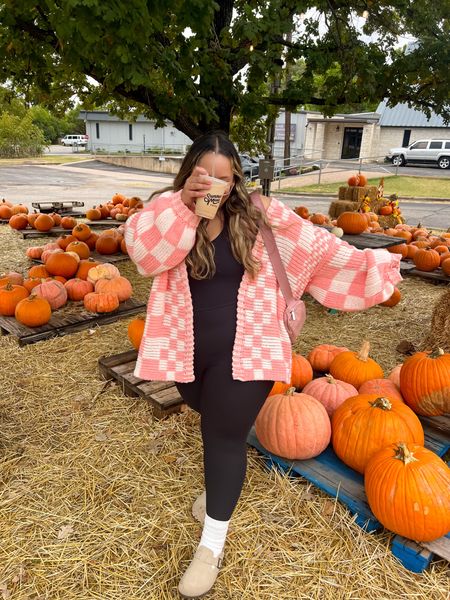 Checkered Oversized Cardigan 
Wearing the L here 
cozy cardigan, fall, checkered 

#LTKstyletip #LTKplussize #LTKfindsunder50