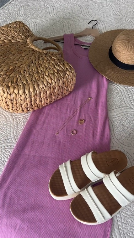 soft pink, woven textures, slow summer energy 😌🩷

an easy outfit for brunch plans that drift into beach walks and golden hour drives. nothing overthought, just effortless pieces that feel like summer 🌸🥂

#LTKStyle #LTKFashion #SummerOutfit #SoftSummerStyle #BrunchToBeach #EffortlessStyle #NeutralAesthetic #MaxiDressSeason #CoastalSummer #WovenAccessorie

#LTKootd #LTKmomlife #LTKSeasonal