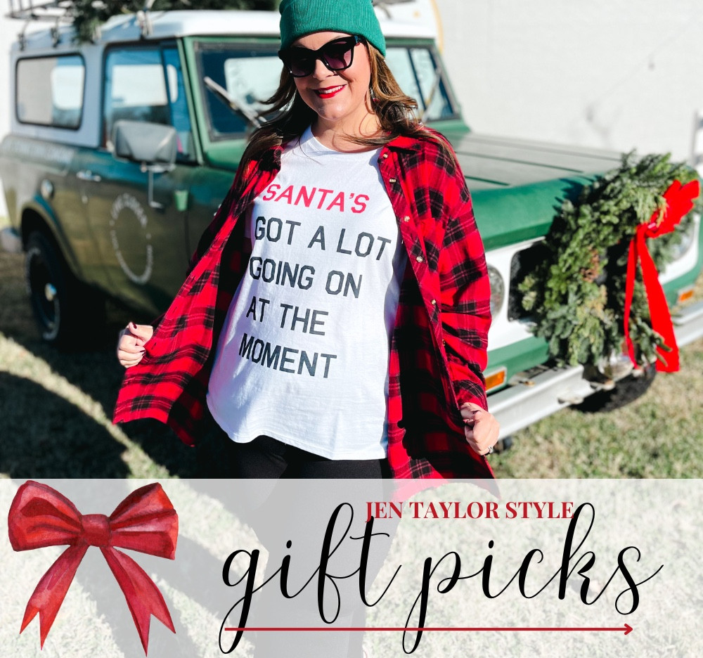 Swipe through to see gifts for her! These are great gifts in lots of different price ranges, perfect for teen and tween gifts, mother in law gifts, teacher gifts, and friend gifts. 

#LTKHoliday #LTKGiftGuide #LTKCyberWeek