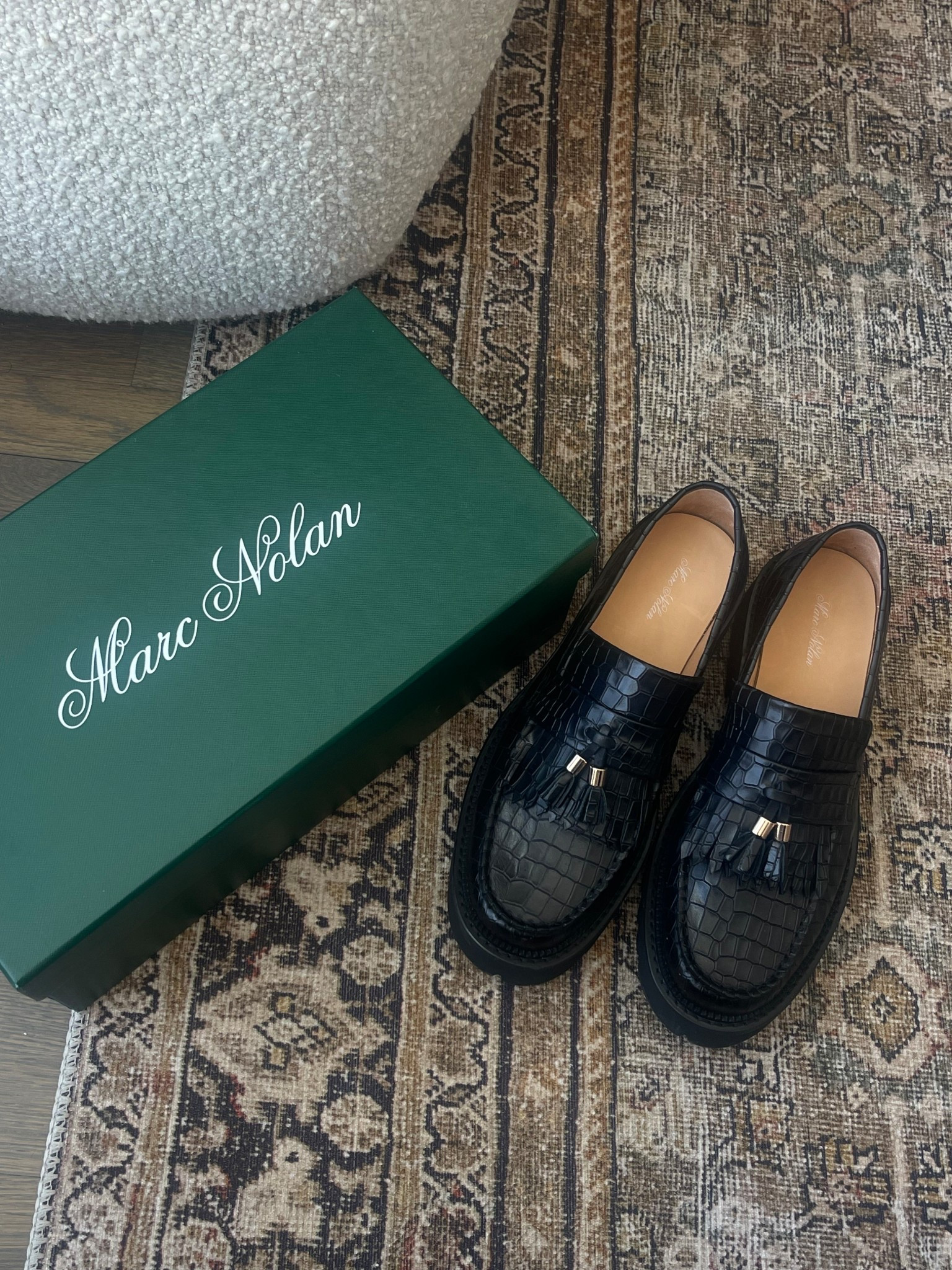 Your sign to purchase a pair of loafers #MarcNolan #blackloafers

So versatile 

Linked a few more products I have my eyes on  

#LTKgrwm #LTKootd #LTKWorkwear