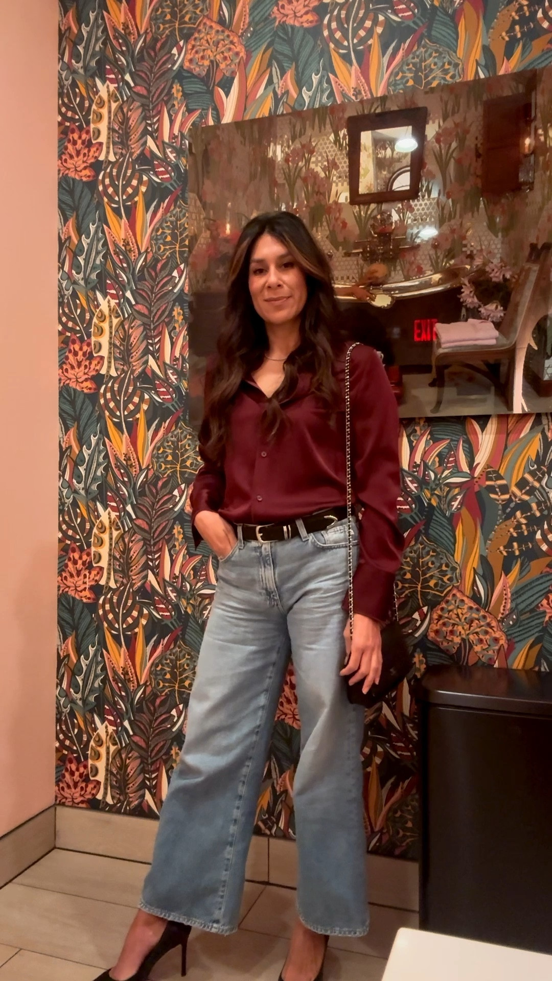 What I’m wearing out to casual dinner. Love a silk button down with comfy denim. Paired it with a black classic pump and Chanel WOC to dress it up. 

Fall Street Style 
Fall Outfits 
Fall Fashion 

#LTKSeasonal #LTKShoeCrush #LTKStyleTip