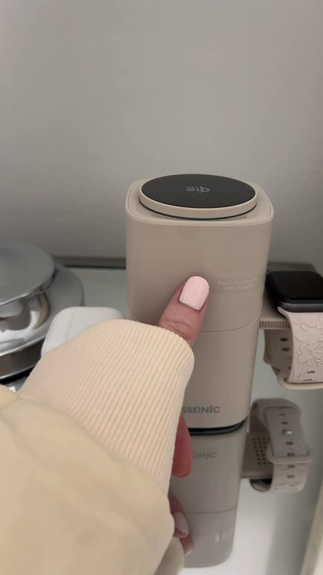 3-in-1 wireless charger!