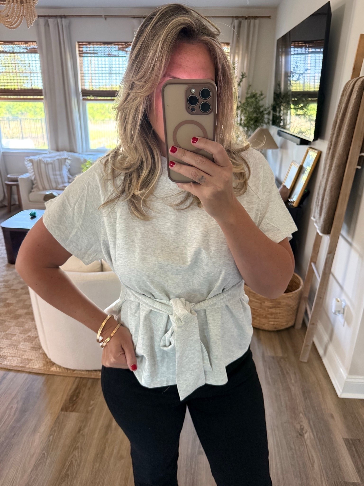 Obsessed with this sweater top 🤍 The tie detail in the front makes it look so elevated and expensive. It has that perfect cozy knit feel while still being super cute styled with jeans or shorts 👏🏼✨

Comes in multiple colors and it’s one of those pieces that looks effortlessly put together with minimal effort. Definitely giving boutique vibes without the boutique price tag 🫶🏼 Linked in my LTK!

#ltkstyle #sweatertop #affordablefashion #targetstyle #amazonfashion #cozystyle #everydaystyle #momstyle #neutralfashion #fashionfinds #casualchic #outfitinspo #budgetfriendlyfashion #stylefind #amazon

#LTKSaleAlert #LTKootd #LTKgrwm