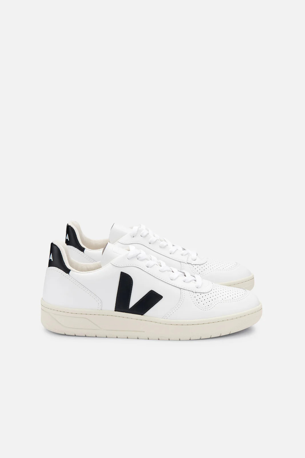 V-10 | Bandier