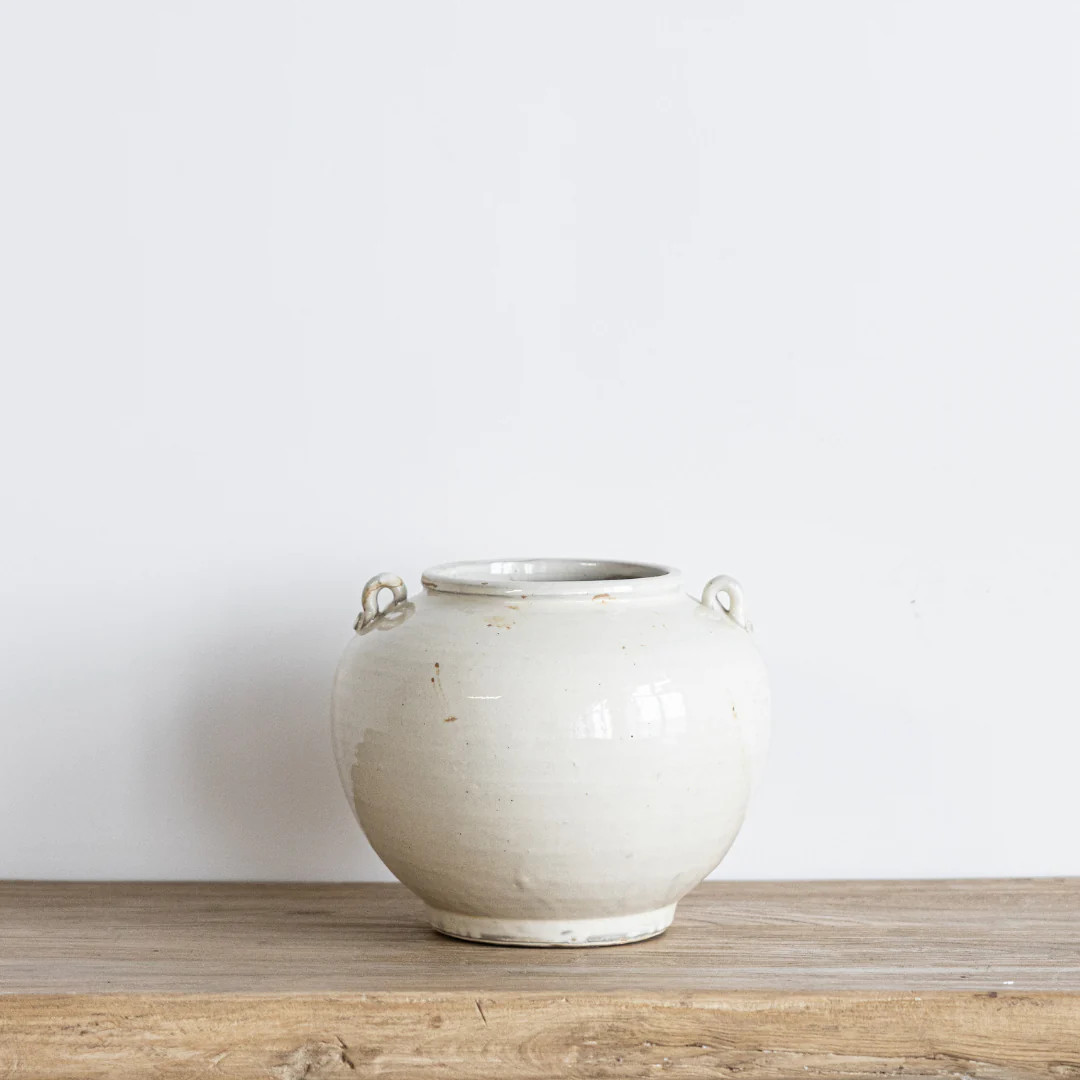 Vintage Cream Glazed Pot | By Luxe B Co. | luxe bCO