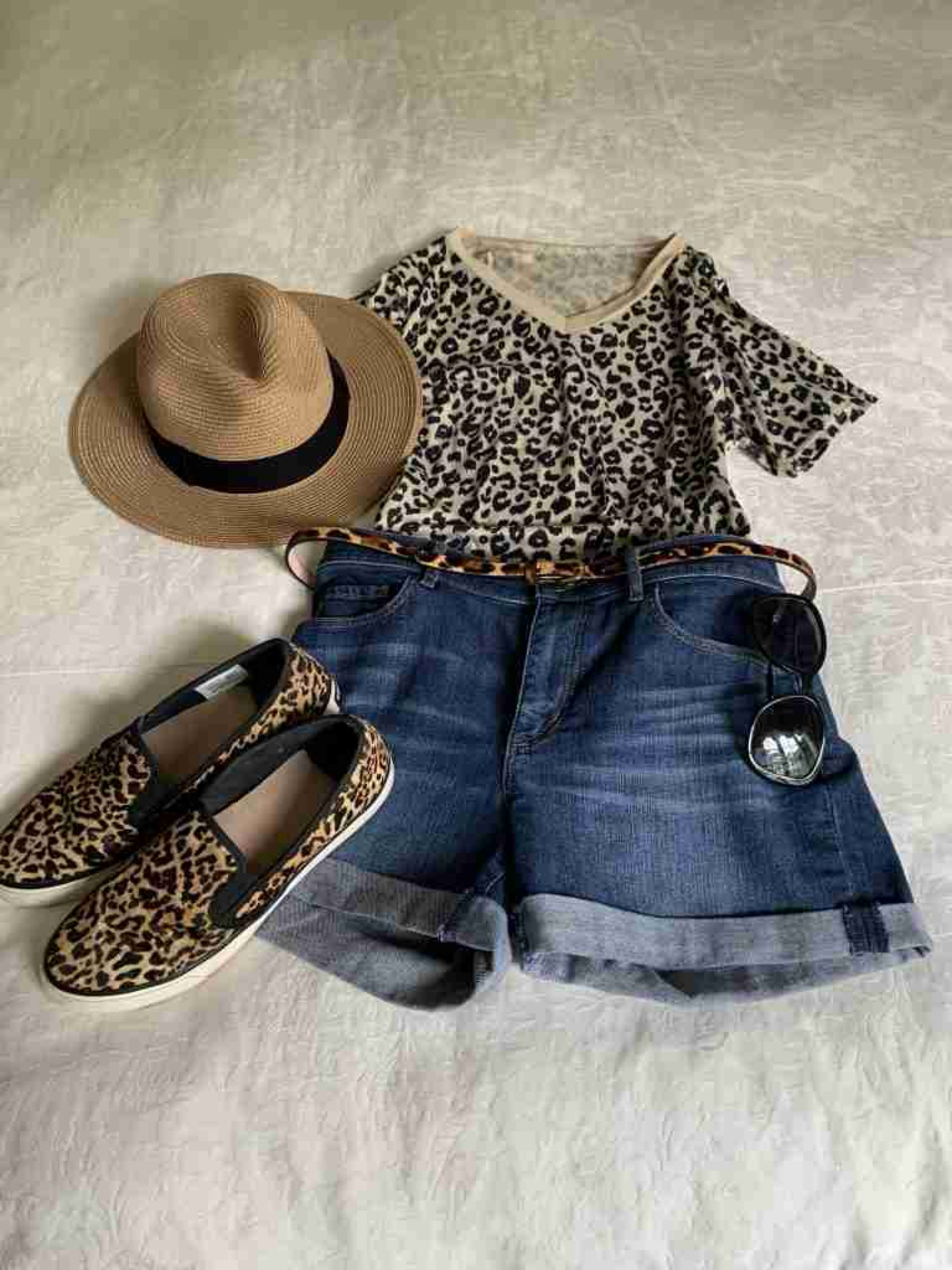 Animal print and denim ! Perfect summer combo!
Hashtags that work !
#styleagram 
#stylebook
#stylebible
#stylefashion
#outfitshot
#styleaddict
#jcrewfactory 
#nordstrom
#amazonfashion
#evereve
#getreadywithme 
#styletips
#grwm
#styleblogger
#springfashion
#casualandchic 
#ltkover40
#ltkover50
#ltkspring
#ltksummer


#LTKstyletip #LTKshoecrush #LTKover40