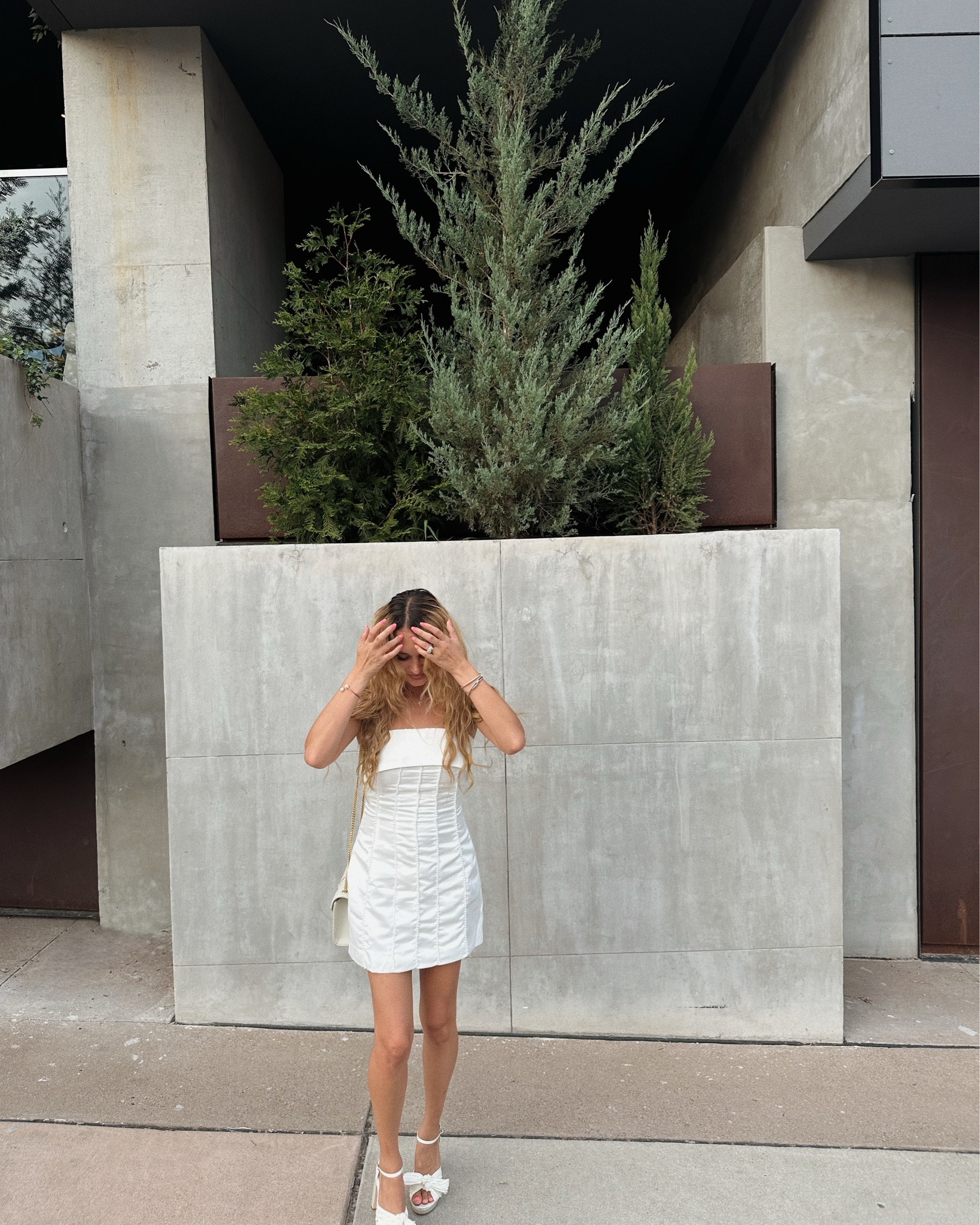 The perfect little white dress 👏🏼💭🍸

#LTKSeasonal