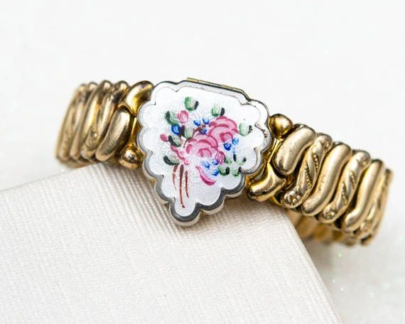Vintage Guilloche Locket Bracelet Sweetheart Expansion | Etsy | Etsy (US)