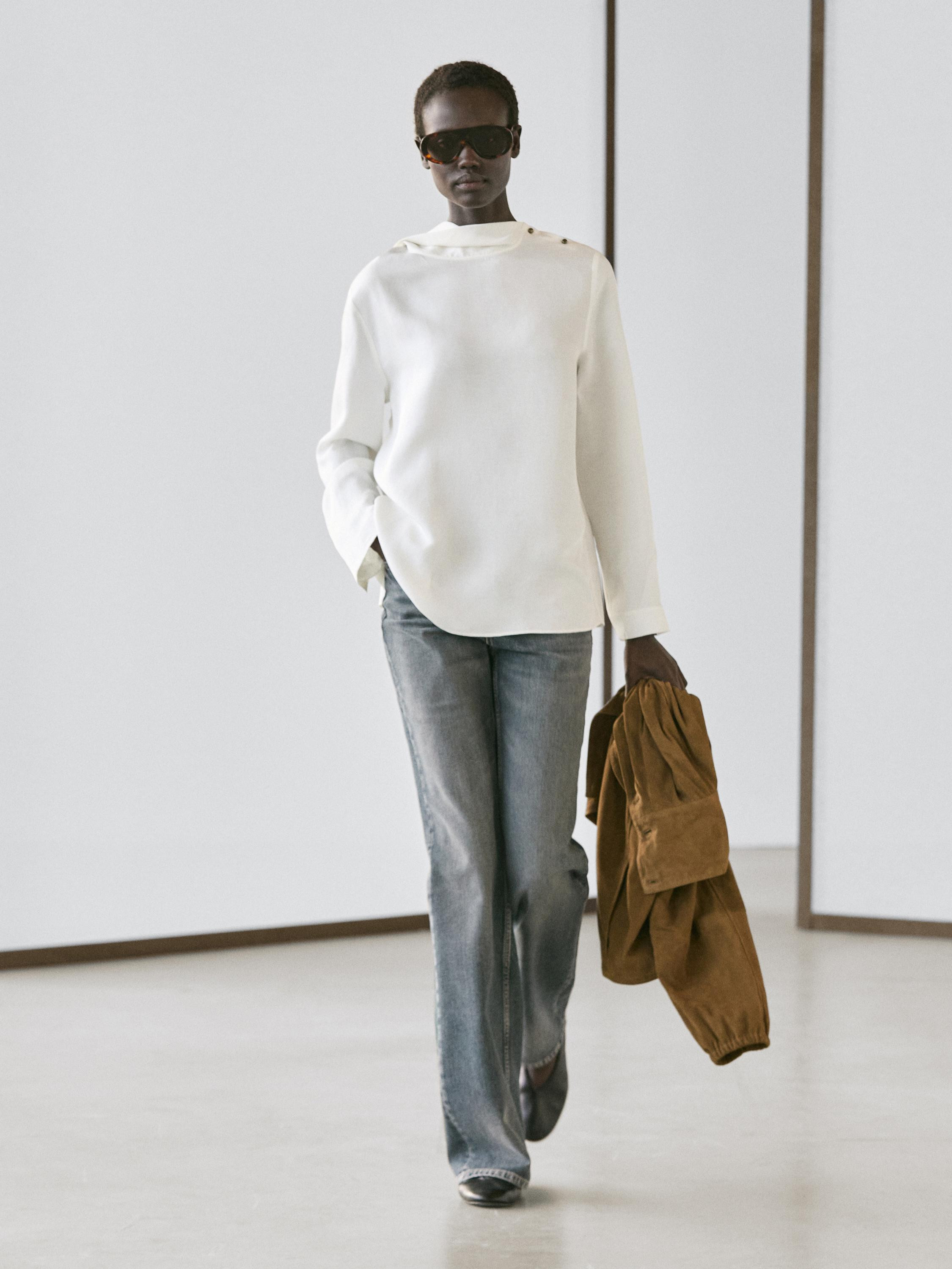 Fließendes Hemd mit Knopfdetails | Massimo Dutti DE