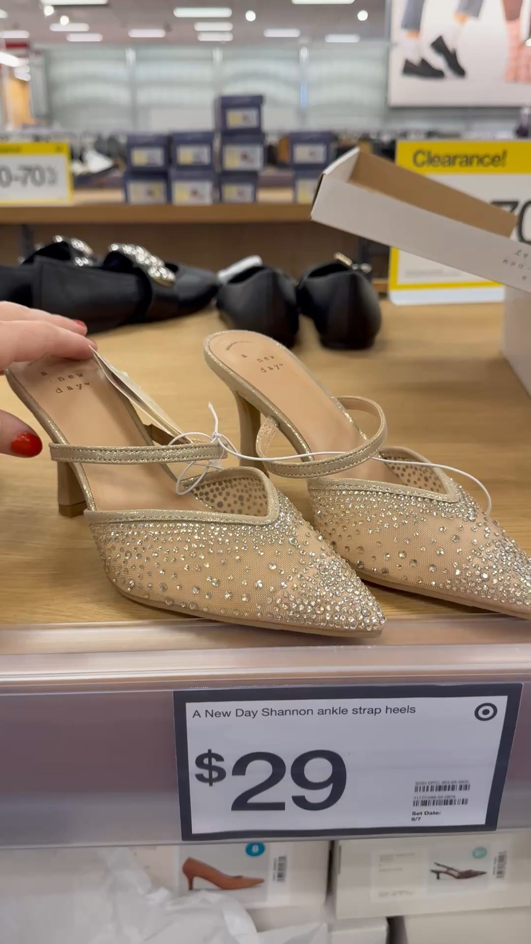 Target daily deals
25% off gold sparkle heels 

#LTKShoeCrush #LTKSaleAlert