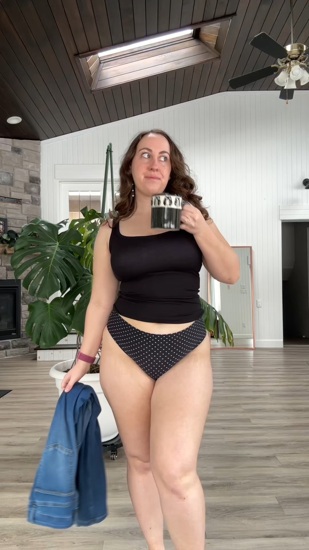 A cutie polka dot ootd for a very snowy Monday 💕


#LTKootd #LTKdayinmylife #LTKMidsize