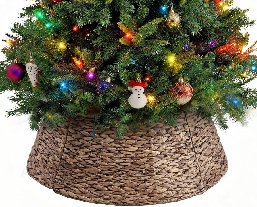 Sweetcrispy 24inch Christmas Tree Collar for 4-7ft Trees, Woven Hyacinth Rattan 4-Panel Collar w/... | Amazon (US)